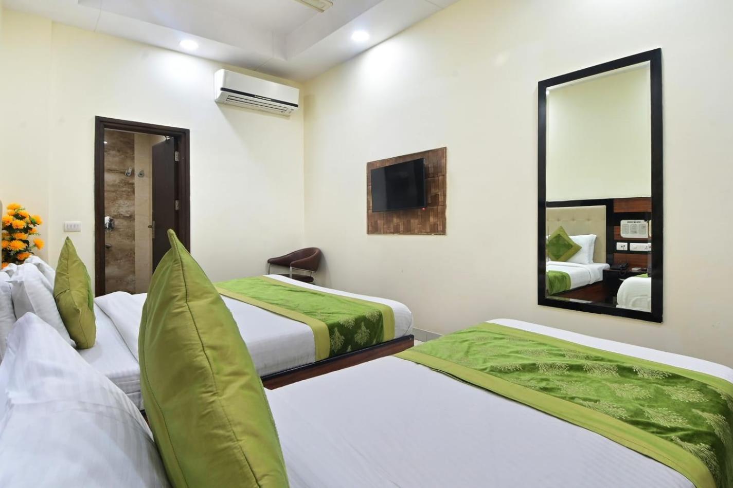 Hotel Emporio View - New Delhi Railway Station - Paharganj Εξωτερικό φωτογραφία